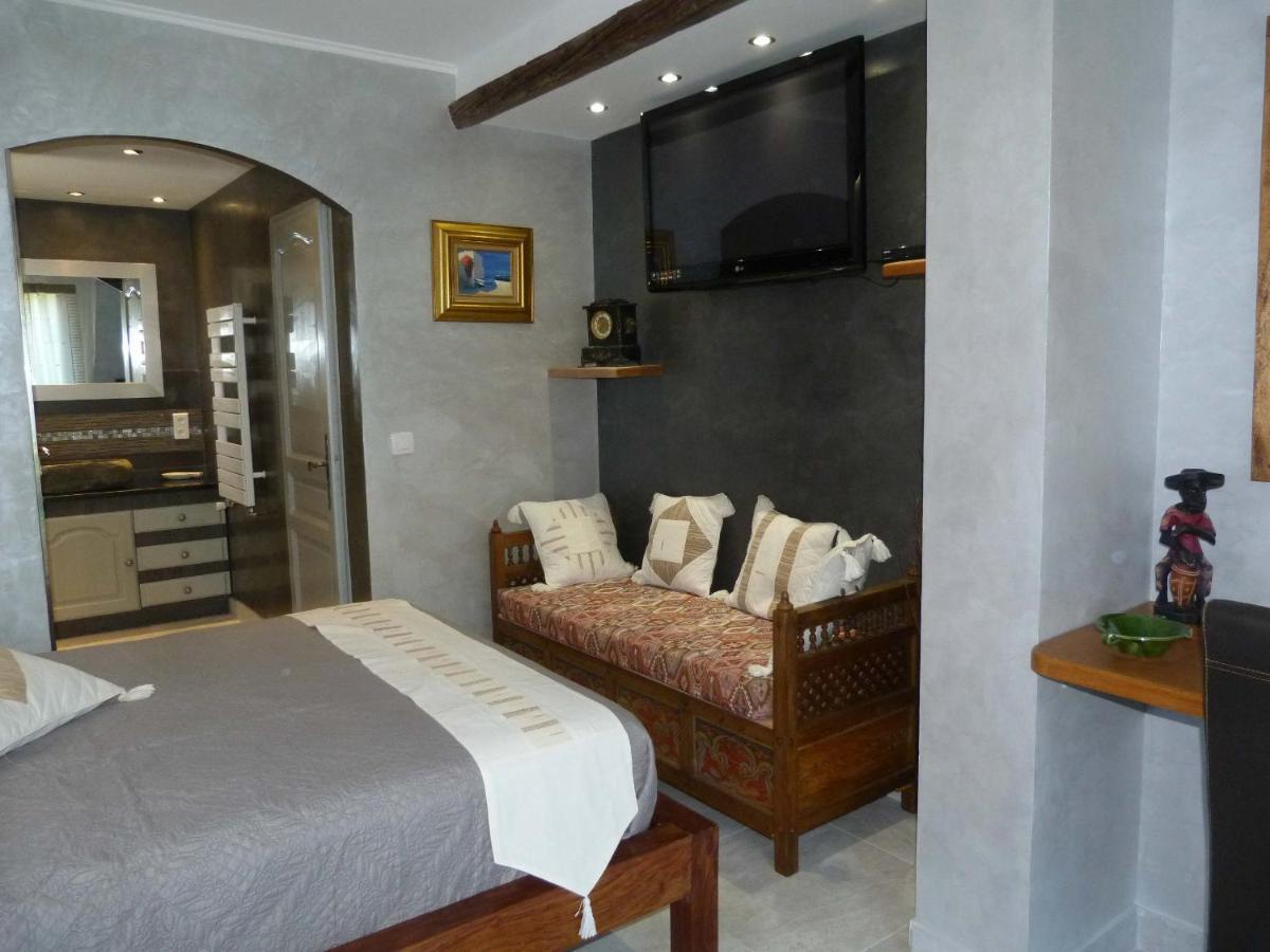 Les Bambous B&B Levens Zewnętrze zdjęcie