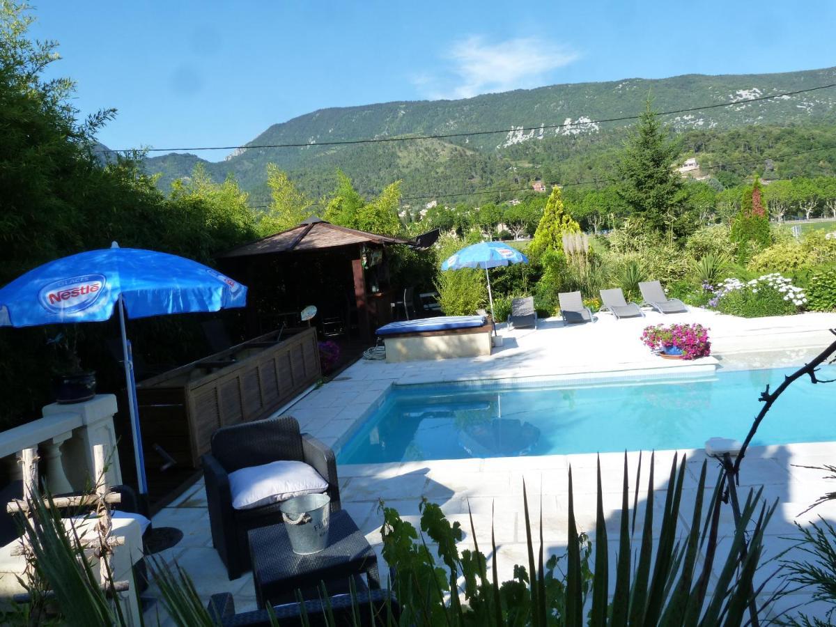 Les Bambous B&B Levens Zewnętrze zdjęcie