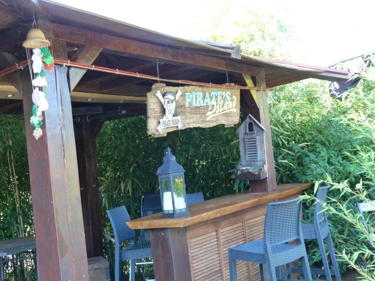 Les Bambous B&B Levens Zewnętrze zdjęcie